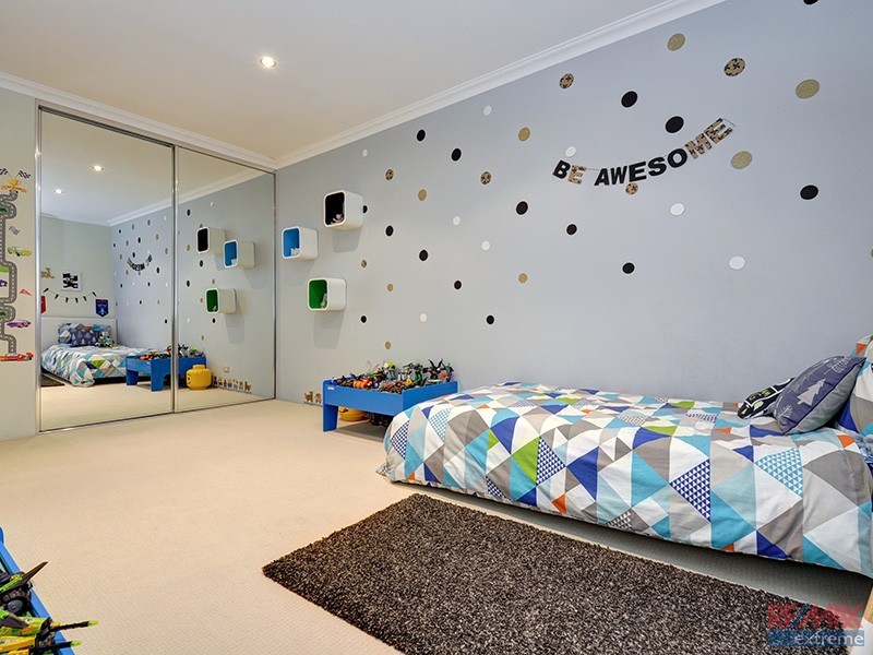 5 Geneva Heights, Hocking WA 6065