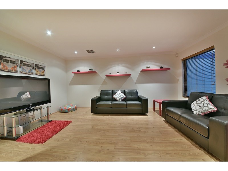 46 Galileo Avenue, Tapping WA 6065