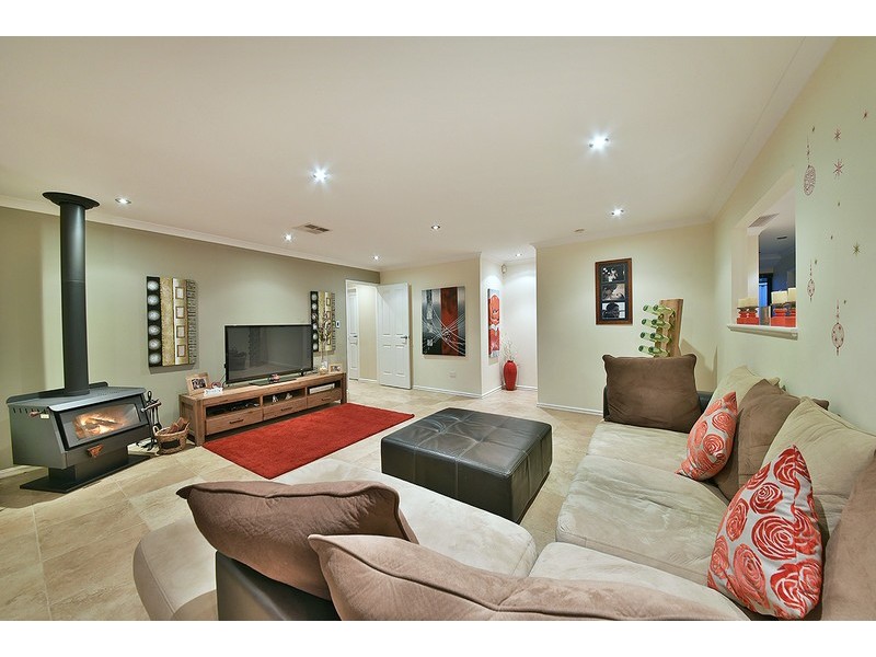 46 Galileo Avenue, Tapping WA 6065