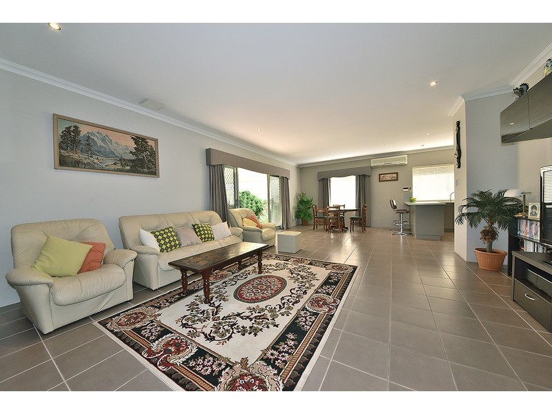 3 Calita Pass, Carramar WA 6031