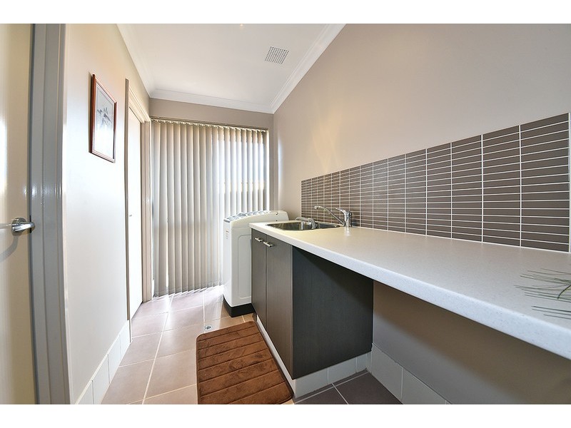 3 Calita Pass, Carramar WA 6031