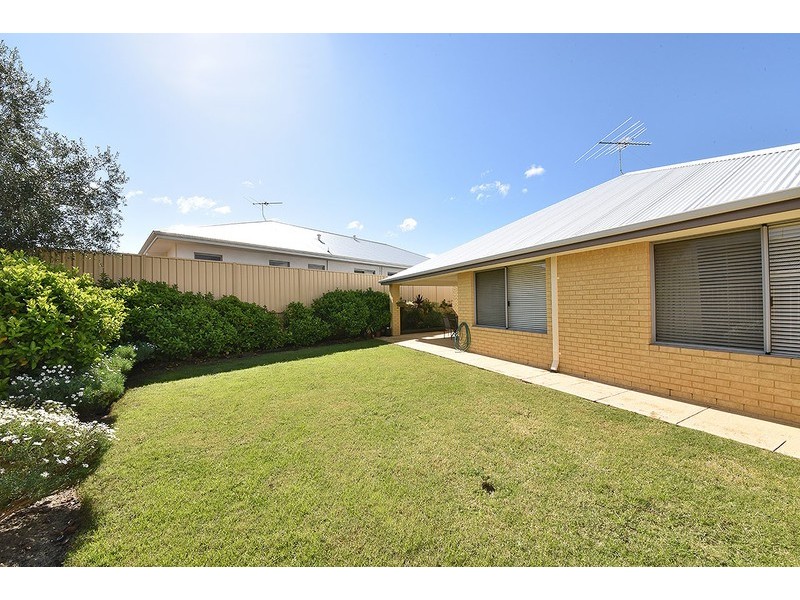 3 Calita Pass, Carramar WA 6031