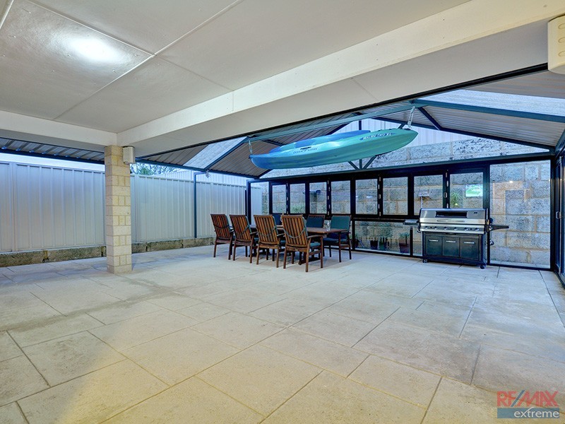 10 Barcelona Terrace, Hocking WA 6065