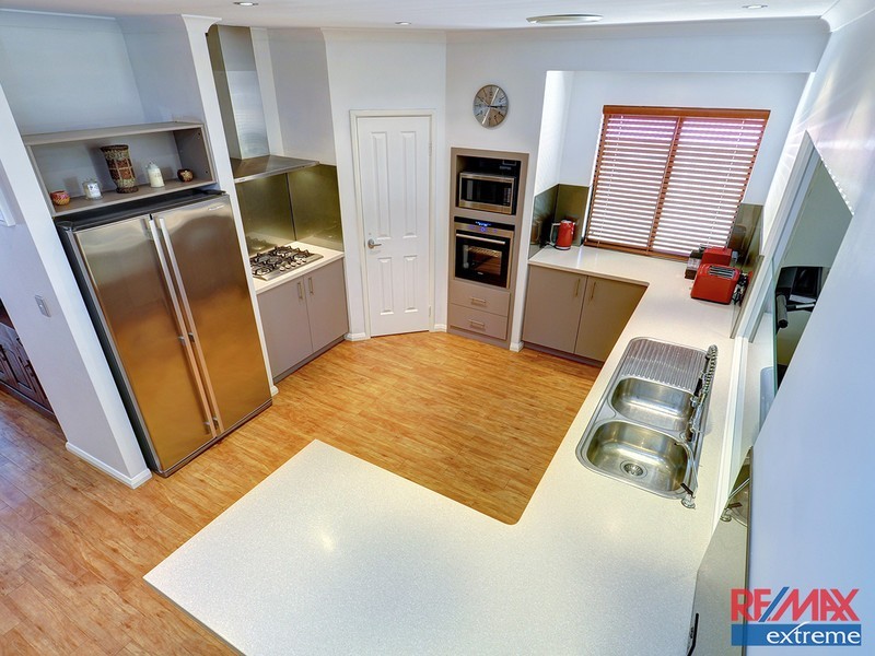 10 Barcelona Terrace, Hocking WA 6065