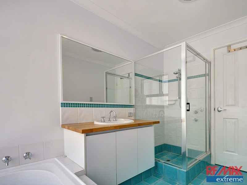 10 Barcelona Terrace, Hocking WA 6065