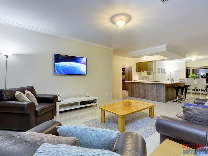 85 Abbey Green Road, Banksia Grove WA 6031