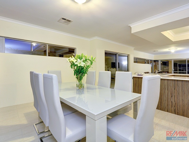 85 Abbey Green Road, Banksia Grove WA 6031