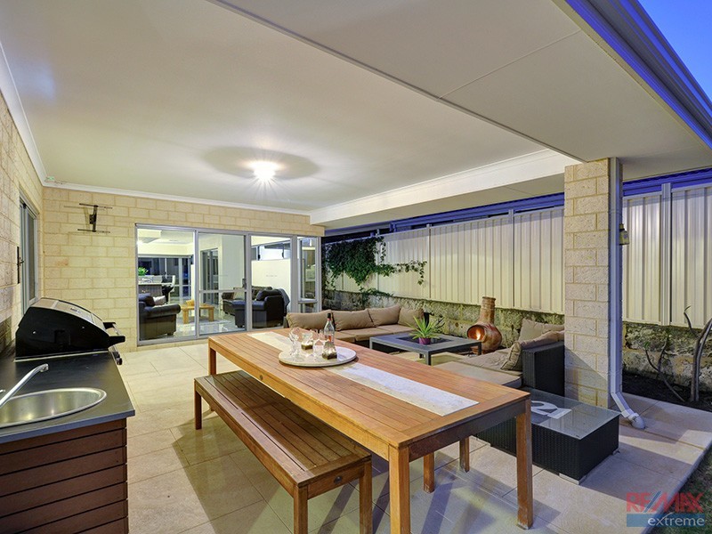 85 Abbey Green Road, Banksia Grove WA 6031