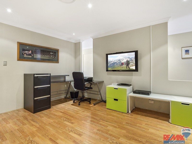 20 Cyandra Loop, Banksia Grove WA 6031