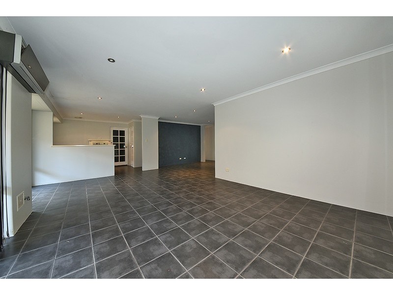 136 Dundebar Road, Wanneroo WA 6065