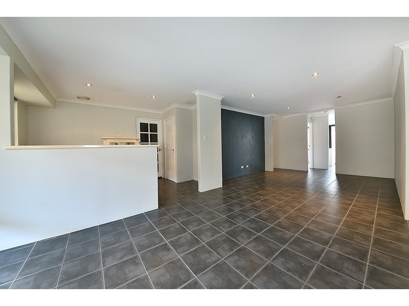 136 Dundebar Road, Wanneroo WA 6065