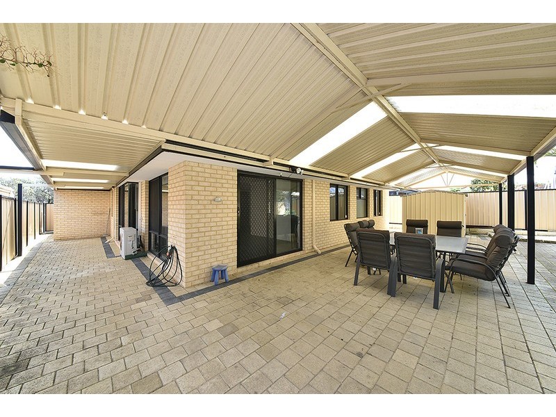 136 Dundebar Road, Wanneroo WA 6065