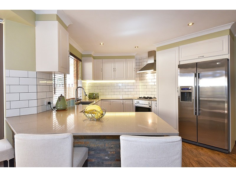 7 Bibbulmun Entrance, Sinagra WA 6065