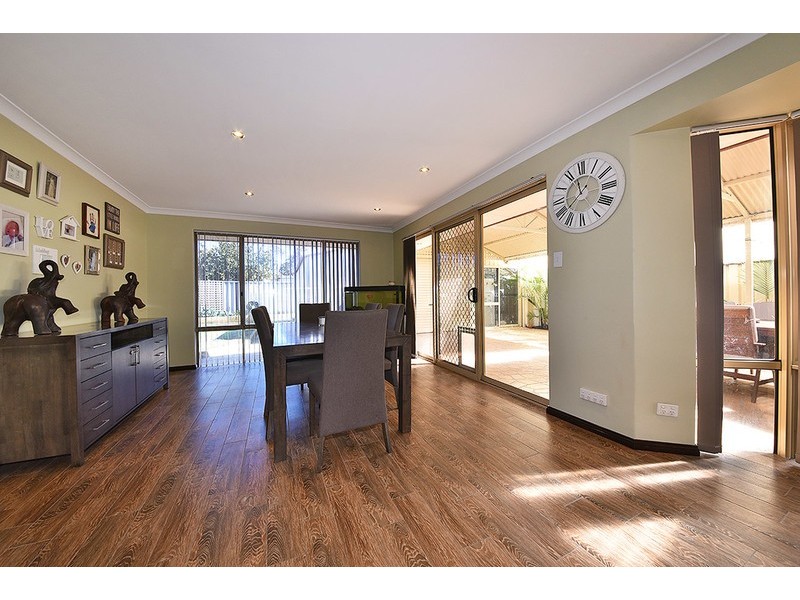 7 Bibbulmun Entrance, Sinagra WA 6065