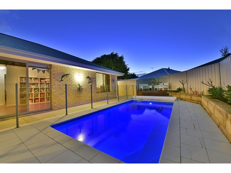 23 Cataby Place, Tapping WA 6065