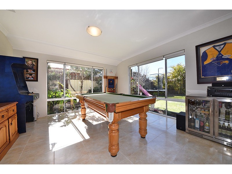 27 Castledene Way, Tapping WA 6065