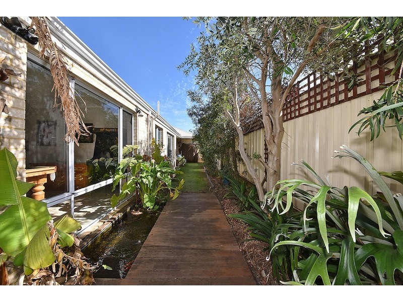 27 Castledene Way, Tapping WA 6065