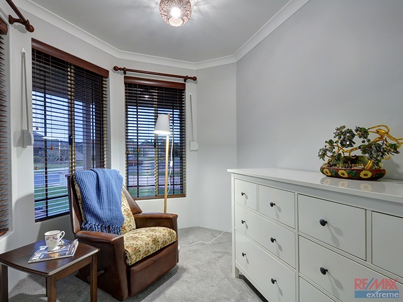 124 Balladong Loop, Carramar WA 6031