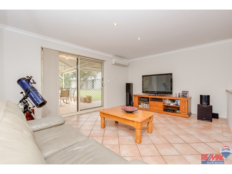 87 Balladong Loop, Carramar WA 6031