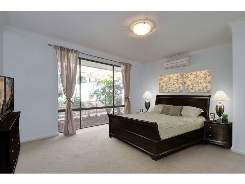 4 Manapouri Meander, Joondalup WA 6027