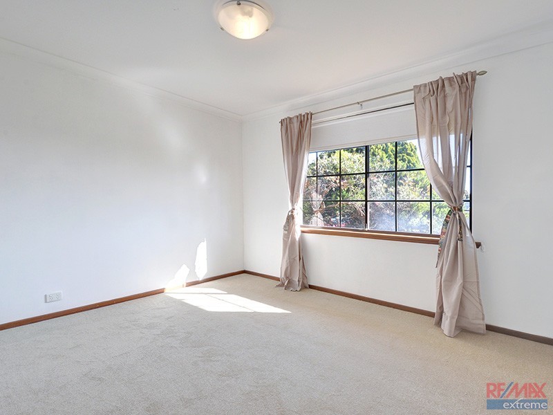 4 Manapouri Meander, Joondalup WA 6027