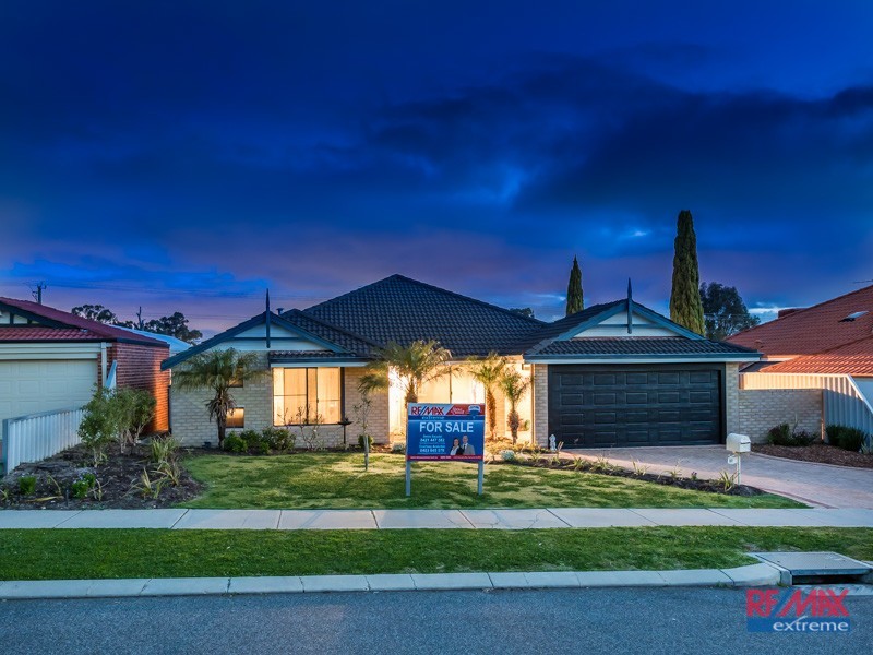 52 Heacham Avenue, Hocking WA 6065