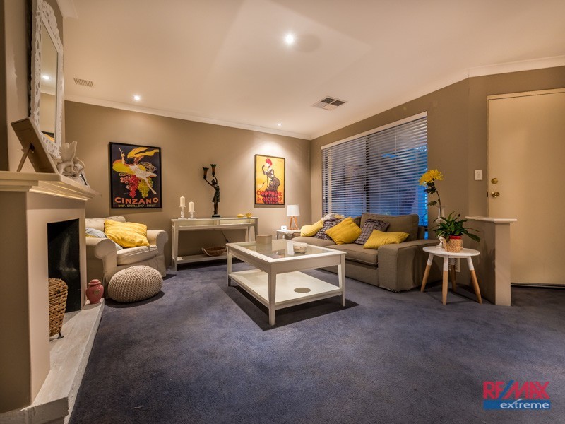 52 Heacham Avenue, Hocking WA 6065