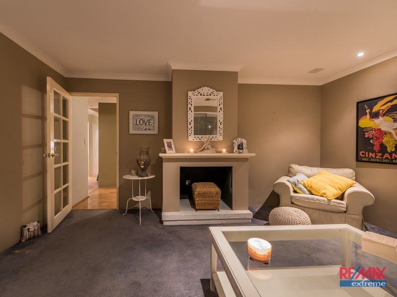 52 Heacham Avenue, Hocking WA 6065