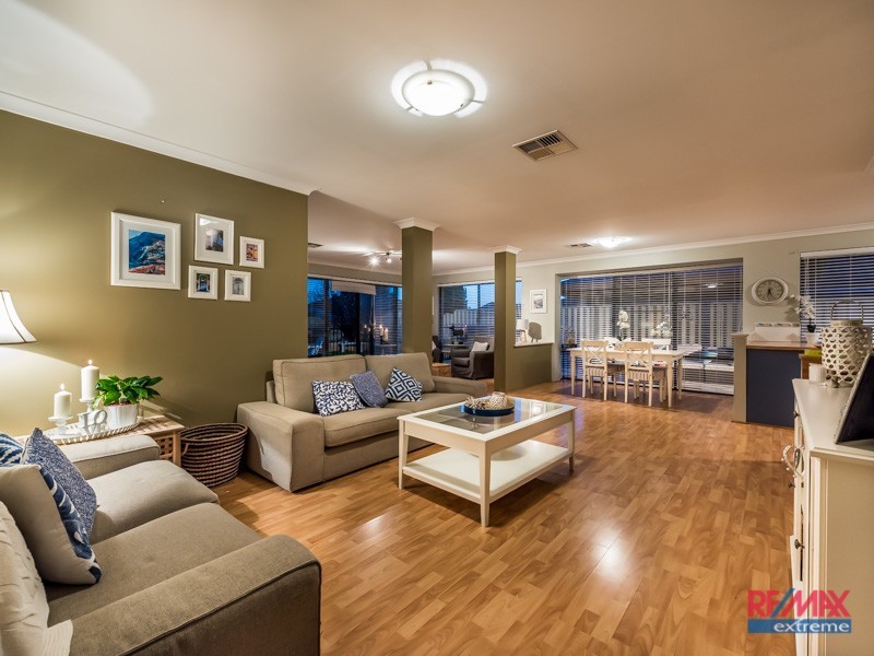 52 Heacham Avenue, Hocking WA 6065