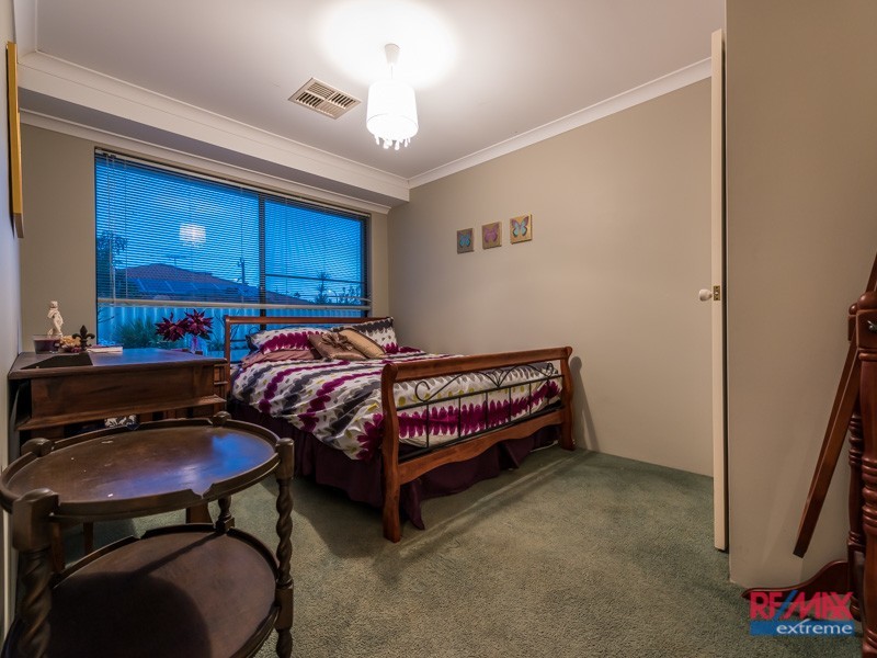 52 Heacham Avenue, Hocking WA 6065