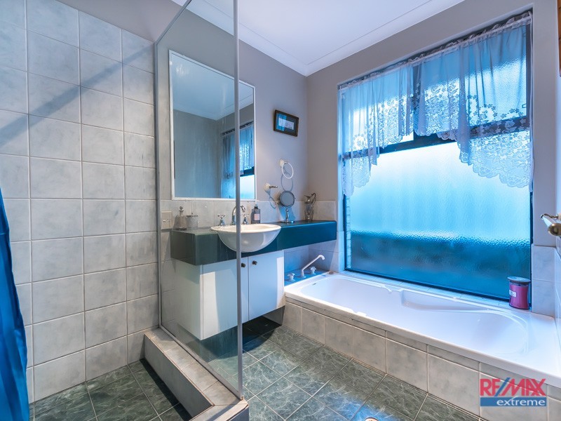 52 Heacham Avenue, Hocking WA 6065