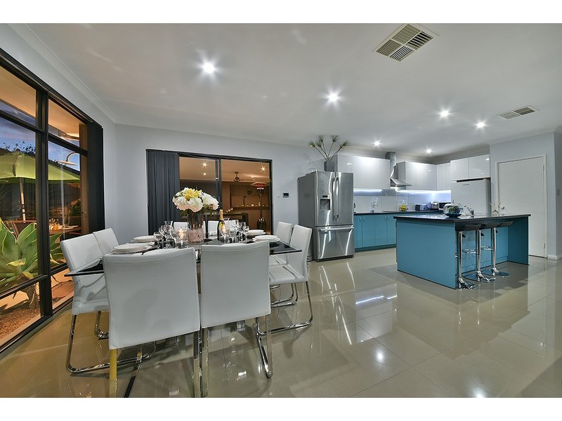 20 Van Gogh Road, Tapping WA 6065