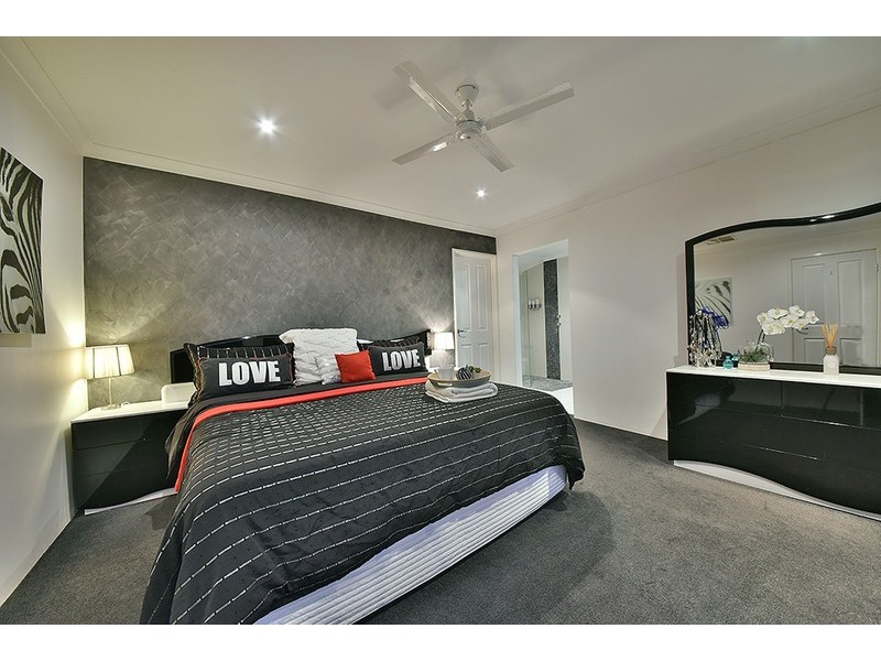 20 Van Gogh Road, Tapping WA 6065