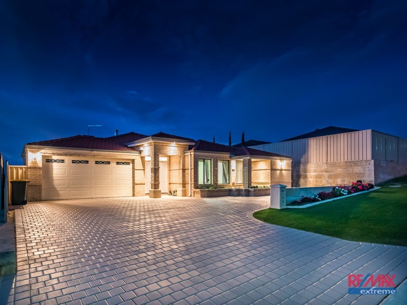 4 Havana Vista, Hocking WA 6065