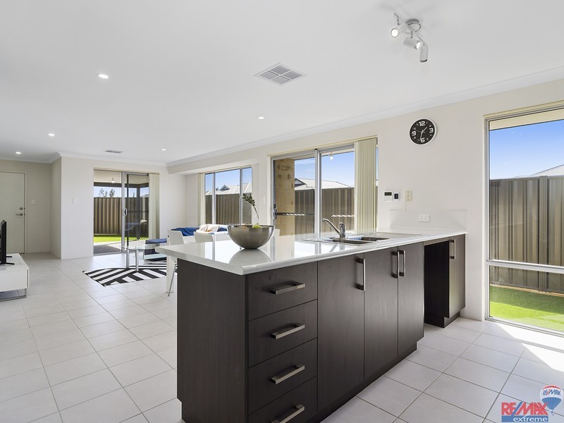 2 Haviland Mews, Banksia Grove WA 6031