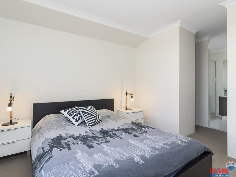 2 Haviland Mews, Banksia Grove WA 6031