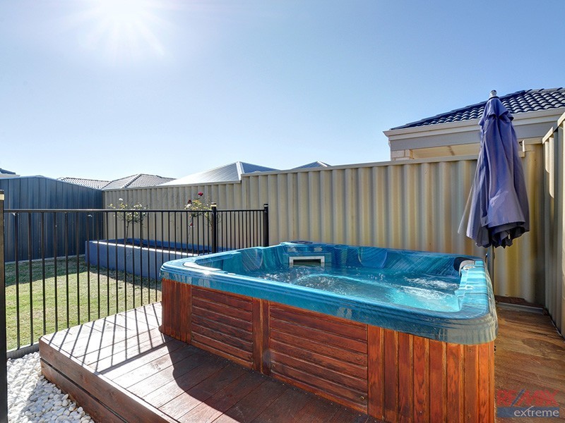 9 Mansfield Avenue, Butler WA 6036