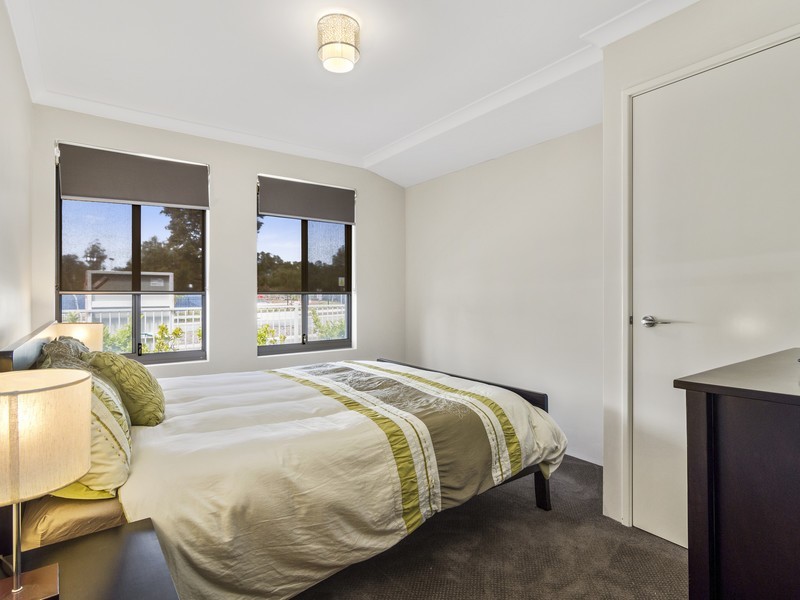 99 Grandis Boulevard, Banksia Grove WA 6031