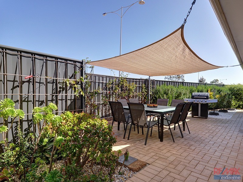 87 Joseph Banks Boulevard, Banksia Grove WA 6031