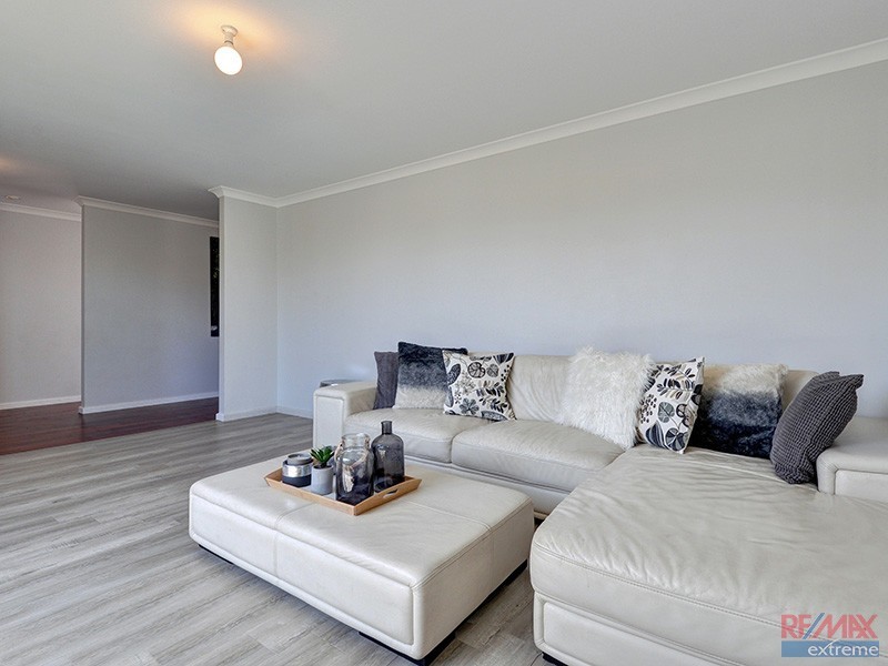 87 Joseph Banks Boulevard, Banksia Grove WA 6031