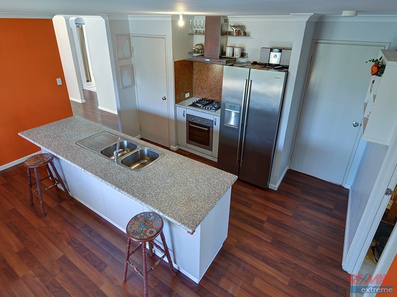 87 Joseph Banks Boulevard, Banksia Grove WA 6031