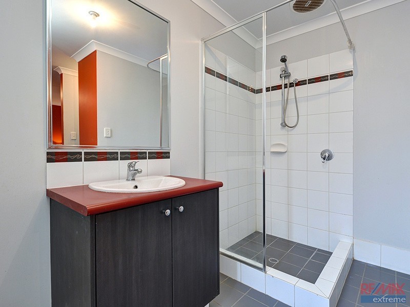 87 Joseph Banks Boulevard, Banksia Grove WA 6031