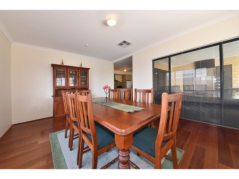 25 Eiffel Circuit, Tapping WA 6065