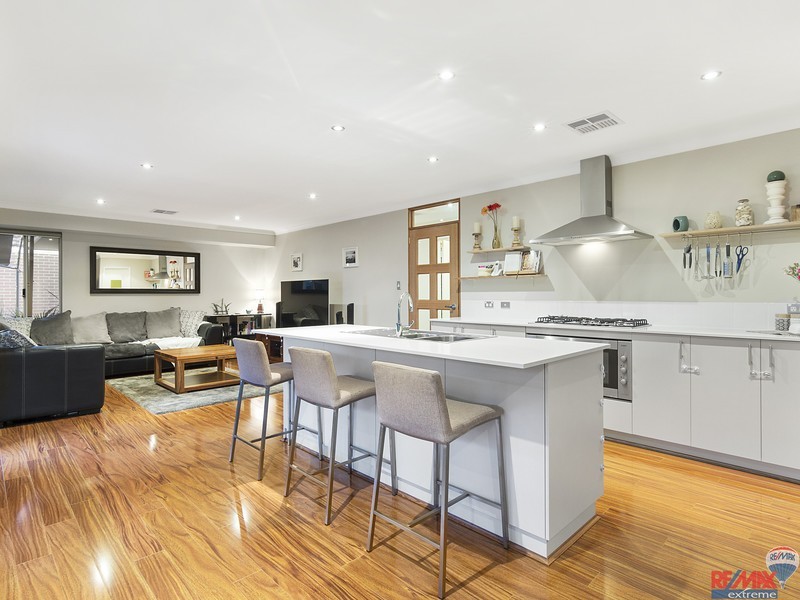 119 Boomerang Loop, Banksia Grove WA 6031