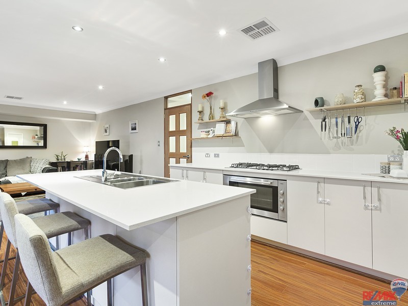 119 Boomerang Loop, Banksia Grove WA 6031