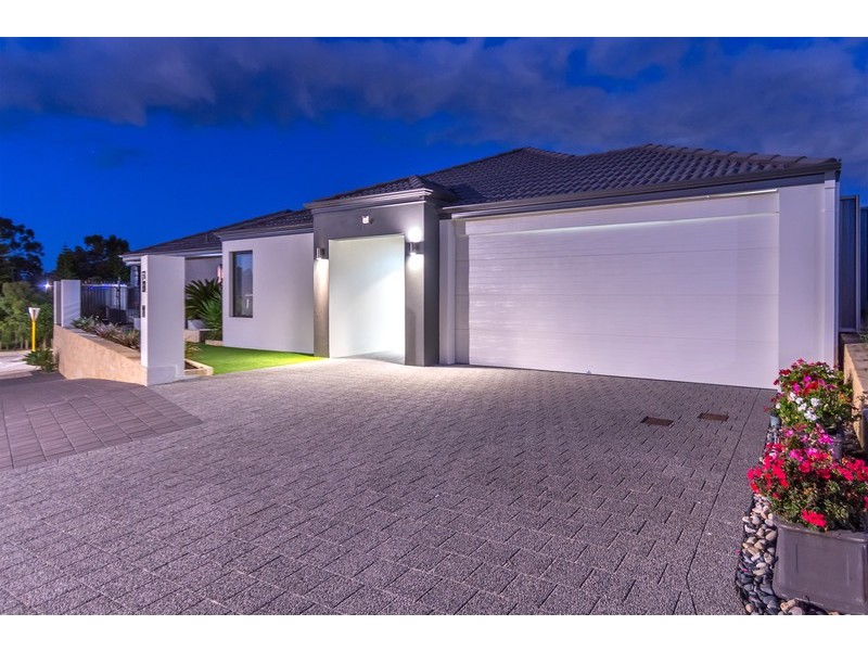 52 Anastasio Avenue, Landsdale WA 6065