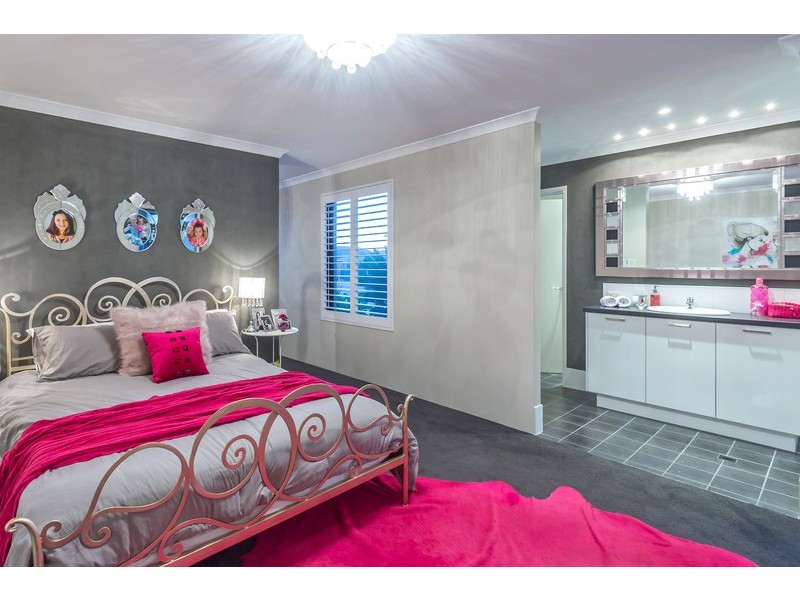 52 Anastasio Avenue, Landsdale WA 6065