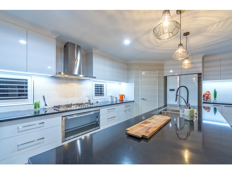 52 Anastasio Avenue, Landsdale WA 6065