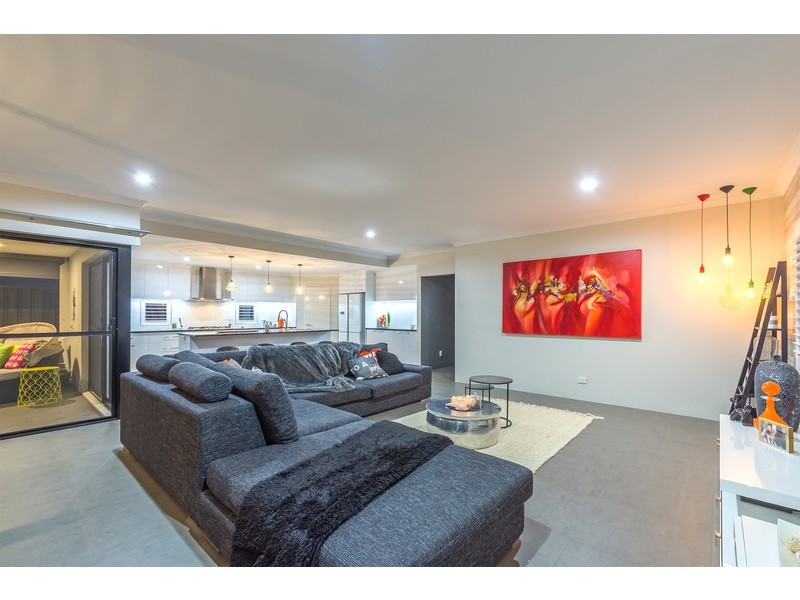 52 Anastasio Avenue, Landsdale WA 6065