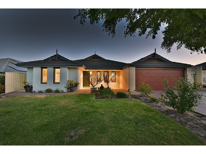 52 Archimedes Crescent, Tapping WA 6065